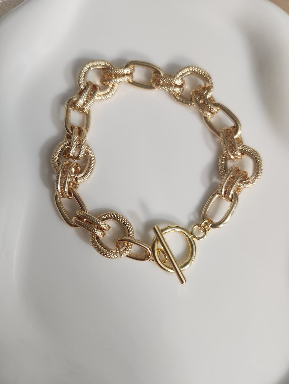 14k Gold Plated Toggle Paperclip Bracelet - Picture 4 of 4